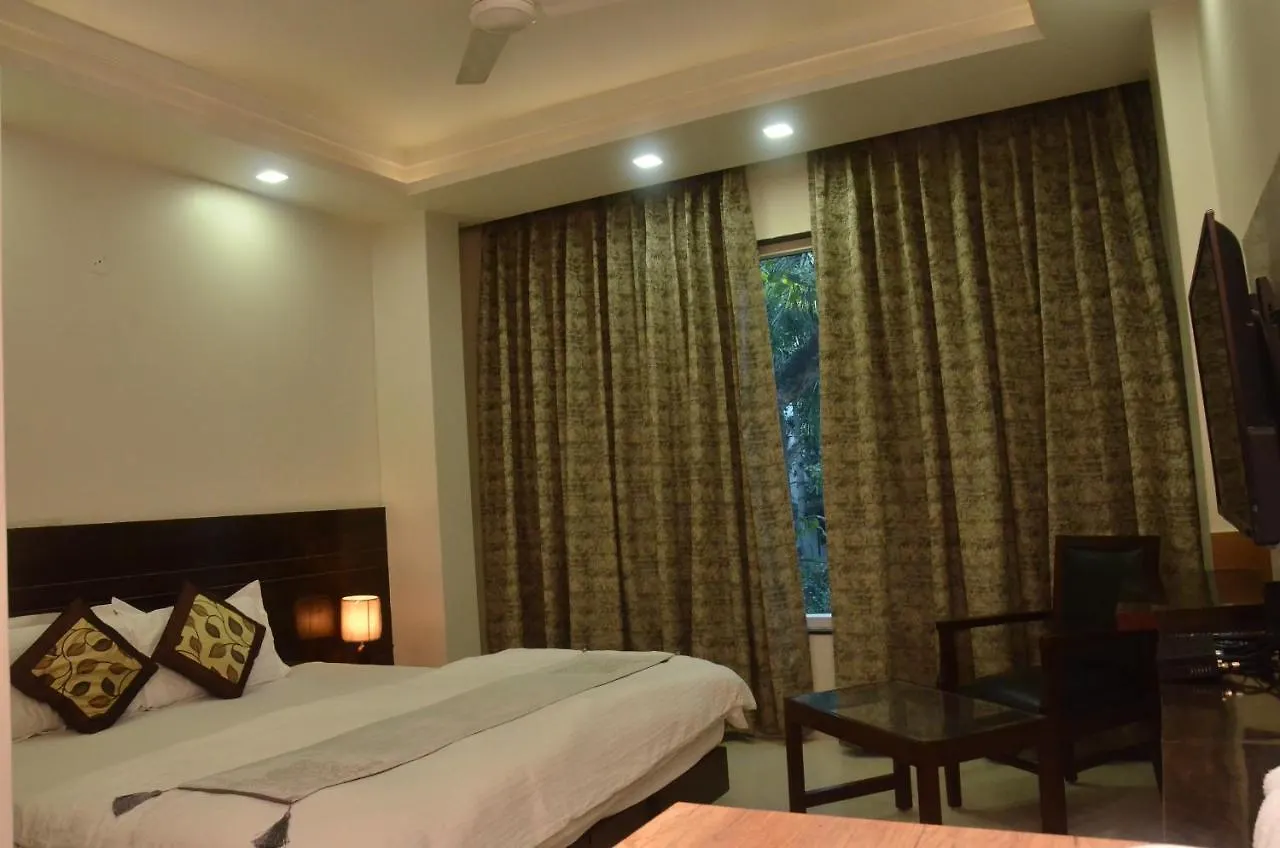 Hotel Sopan Heights Delhi  Delhi (National Capital Territory of India)