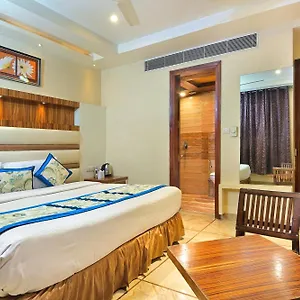 Hotel Hari Piorko Grand - 2 Min From New Railway Station
